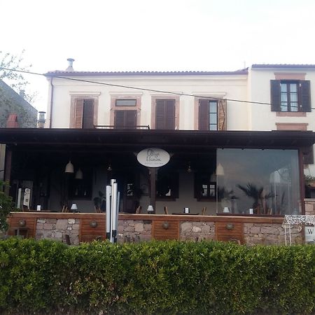 Aliye Hanim Ayvalı Exterior foto